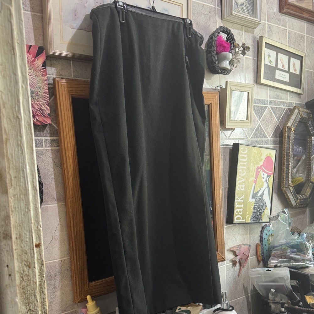 Norton studio skirt